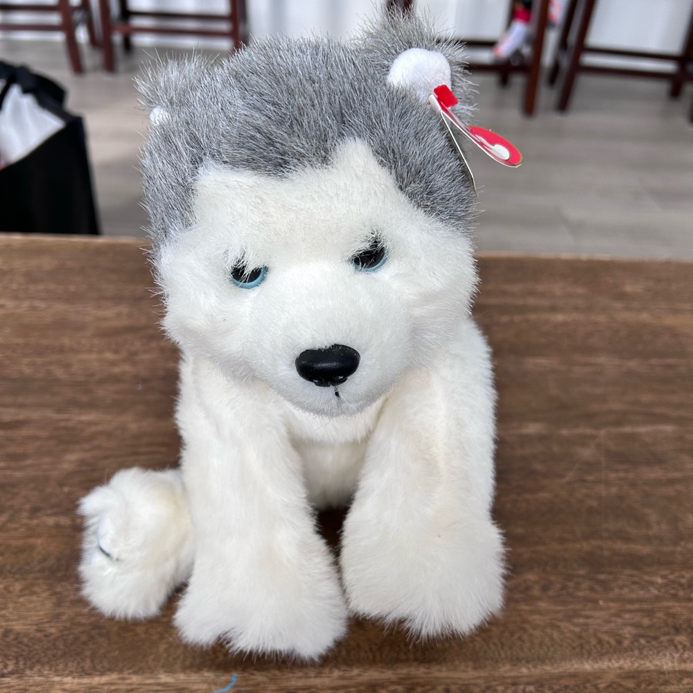 NWT Ty Classic “Dakota” The Husky Plush Dog 1997 Medium Stuffed Animal Collect